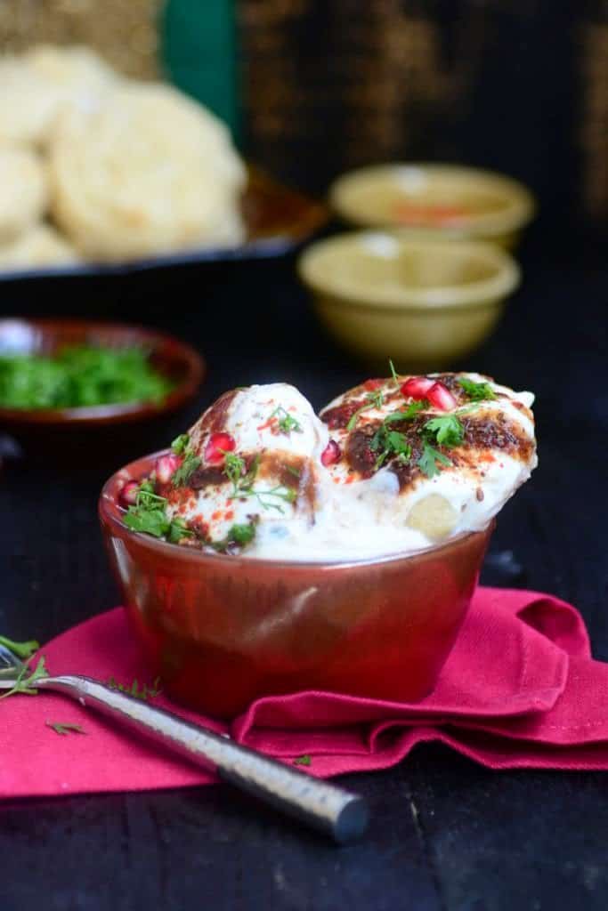 Dahi vada in a bowl