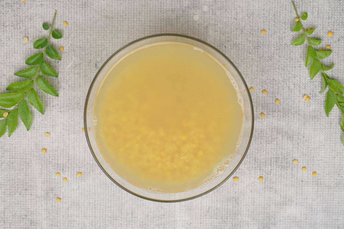Soaked toor dal.