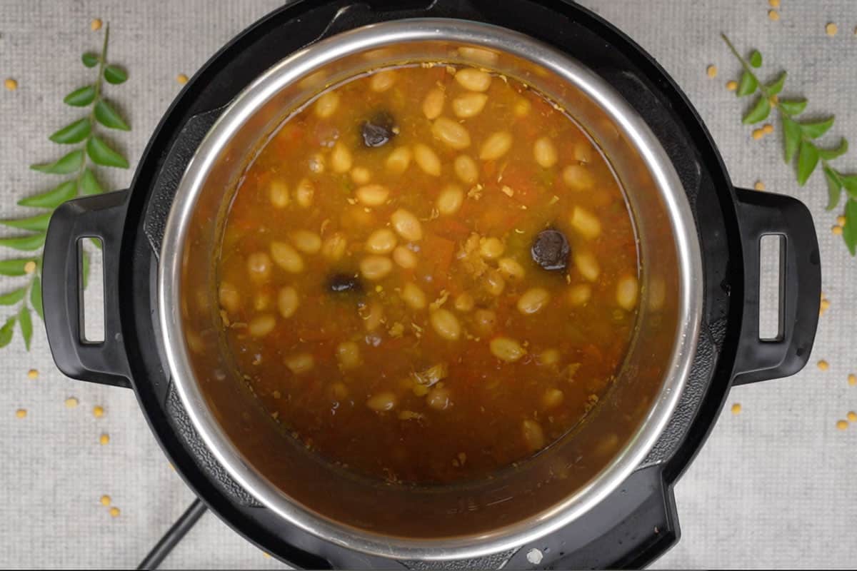Cooked dal.