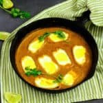 Paneer ke Ande is a vegetarian curry where grated panner is shaped like an egg and simmered in a rich and creamy makhni gravy.