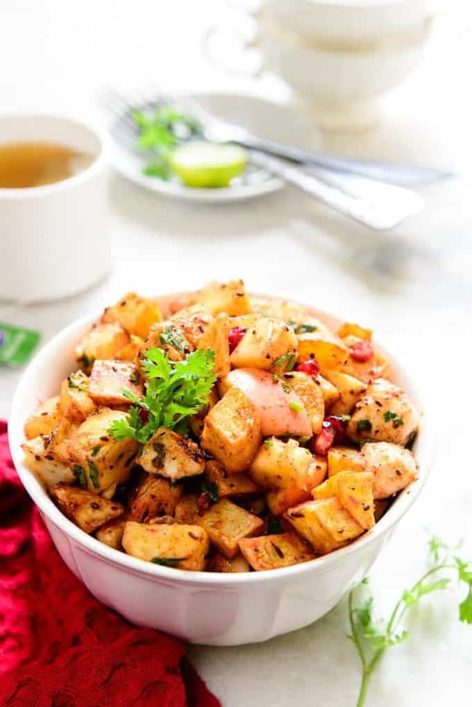 Delhi and chaat are synonymous with each other, and this Delhi Style Fruit Chaat is a popular street food that is available at street corners.