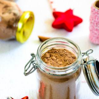 Homemade Spiced Hot Cocoa Mix