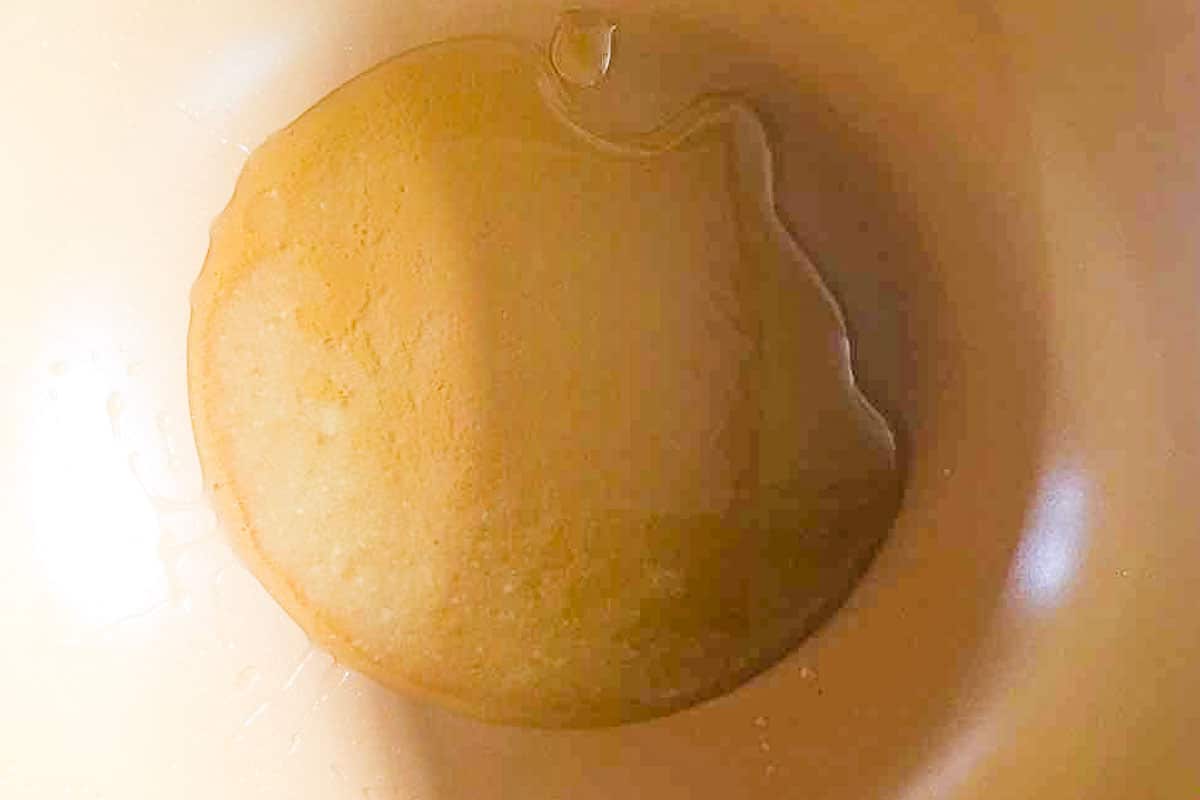 Kesar Makhana Phirni Recipe, Phirni recipe, punjabi phirni recipe, phirni recipe pakistani, rice phirni recipe, phirni recipe with rice flour