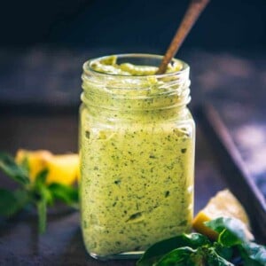 Perfect for summer and for its seasonal delicacies, Green Goddess Mayonnaise is a yummy mix of fresh herbs, mayonnaise used as a dip or a spread.