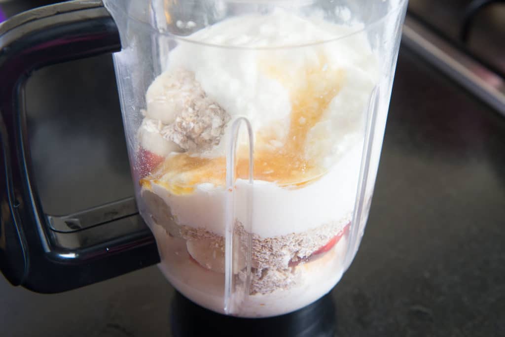 Peach Oat Smoothie Bowl, Peach Smoothie Recipe, Peachy Oat Smoothie, frozen peach smoothie, healthy peach smoothie, peach smoothie with yogurt, peach banana smoothie recipe,