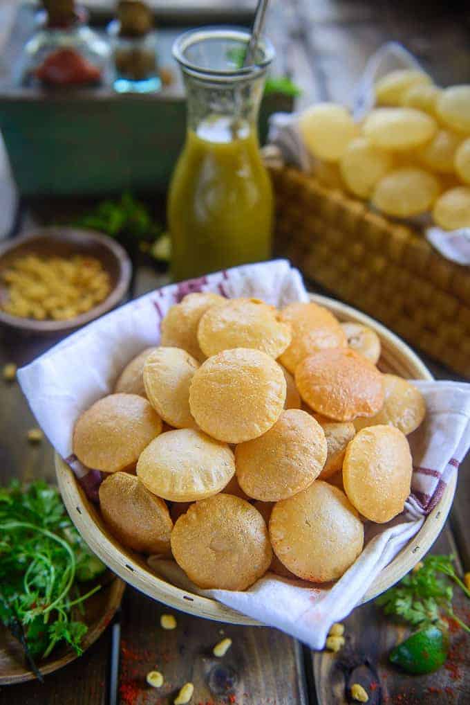 Atta Golgappa served in a basket.