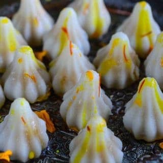 Ukadiche Modak is an Indian sweet dumpling and is one of the must make Ganesh Chaturthi recipes.