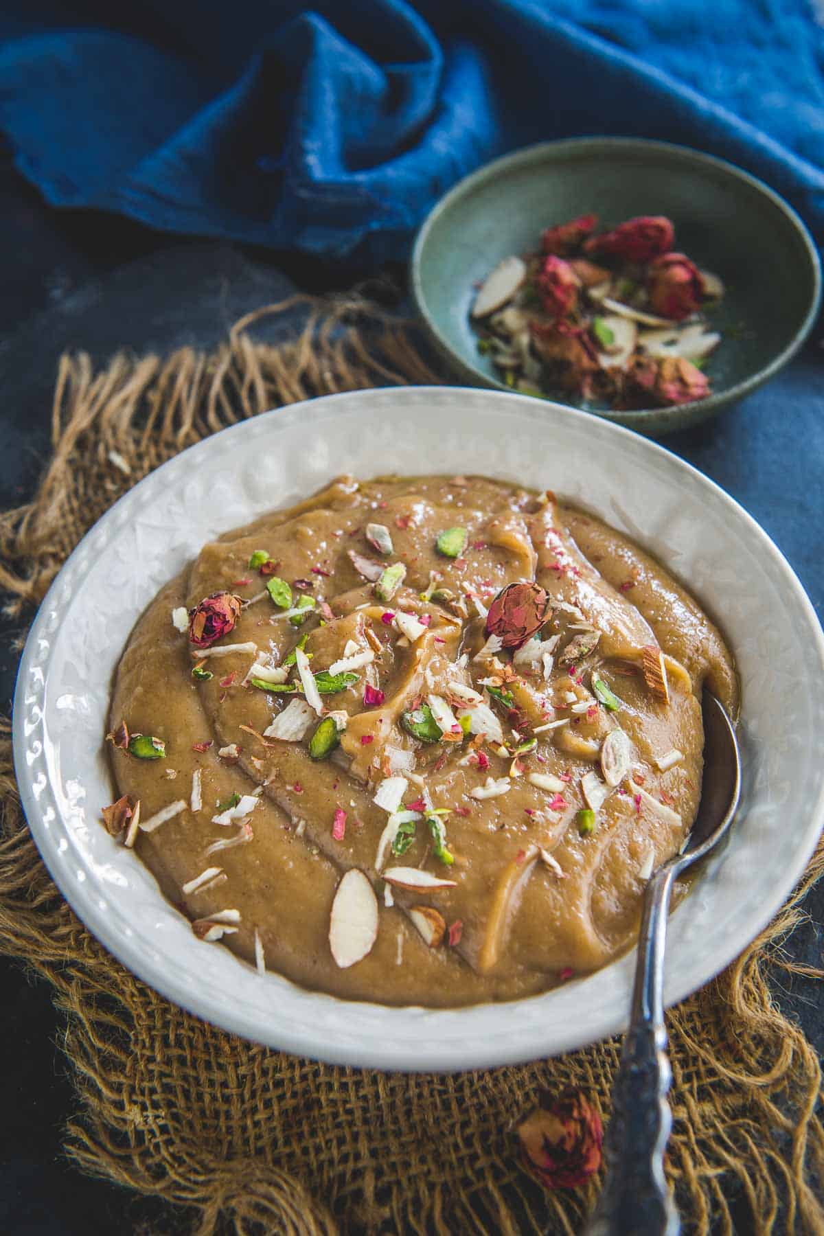 Besan Halwa Recipe   Whiskaffair - 10