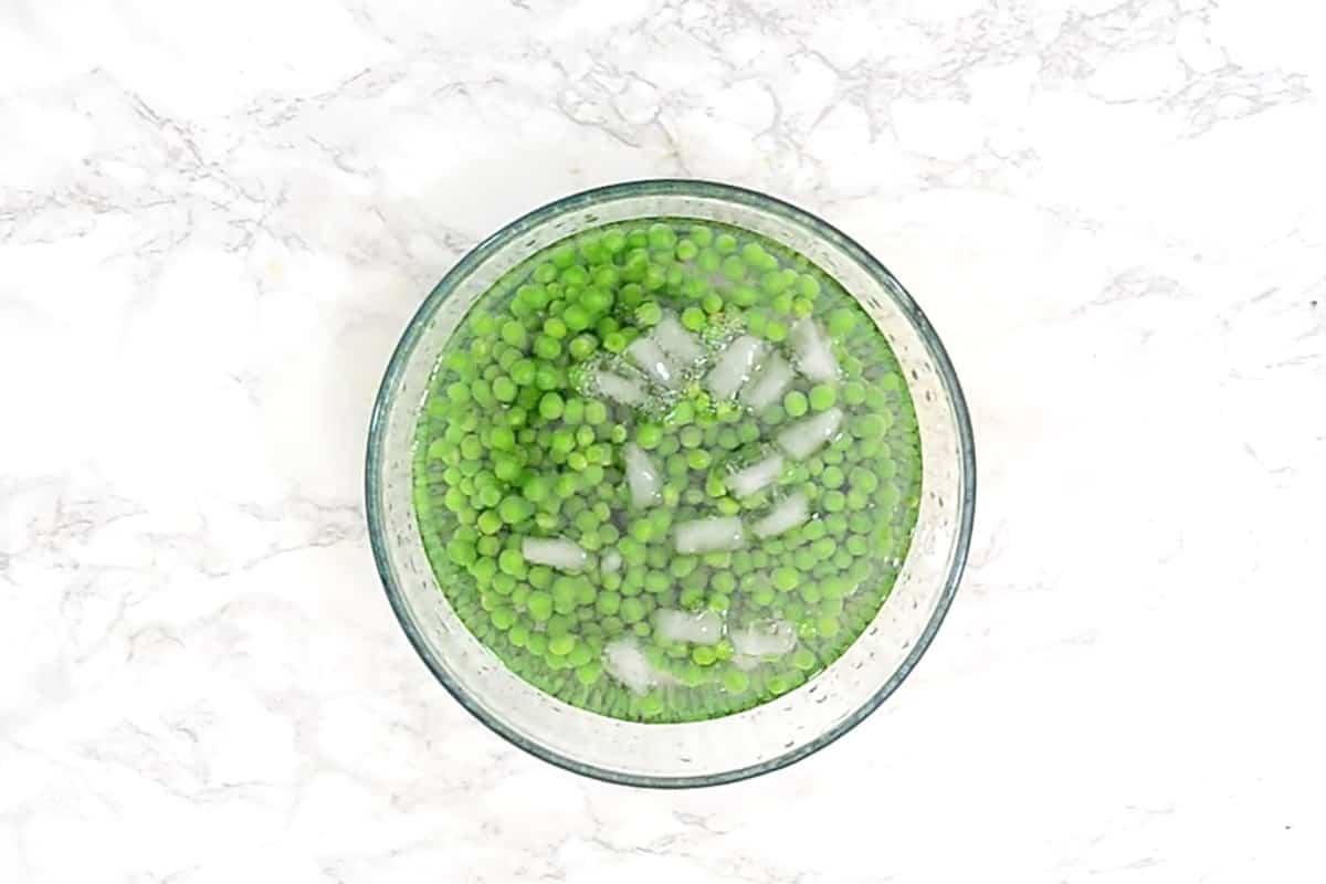 Peas added in ice cold water.