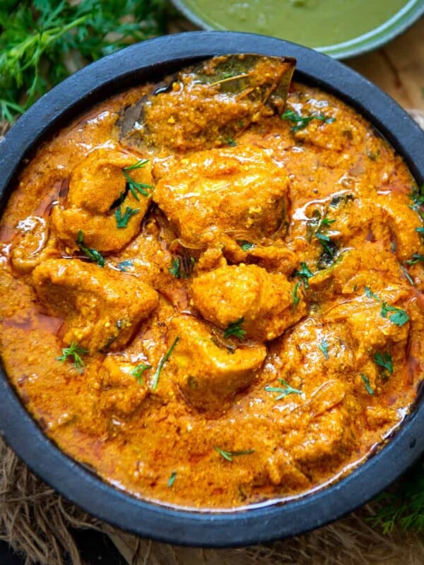 Soya Chaap Curry is a delicious vegetarian gravy made using Soyabean Chaap. It can be made in various ways but sharing my favorite way to make it today. Here is how to make it.