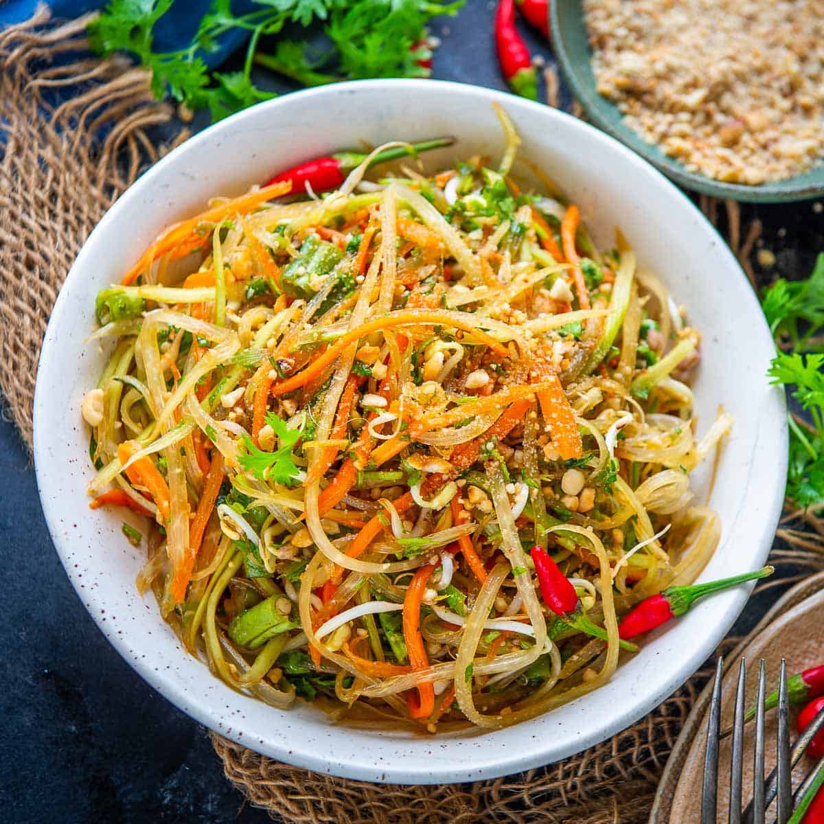 Green Papaya Salad Recipe Step By Step Whiskaffair