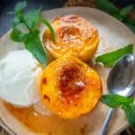 Make these warm and juicy baked peaches for a healthy summer dessert. It's made using pantry staples and the prep can be done in just 5 minutes.