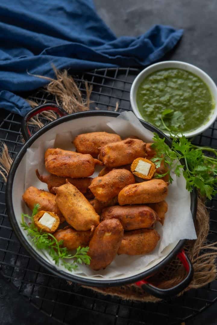 Paneer Pakora Recipe (Paneer Pakoda) Whiskaffair