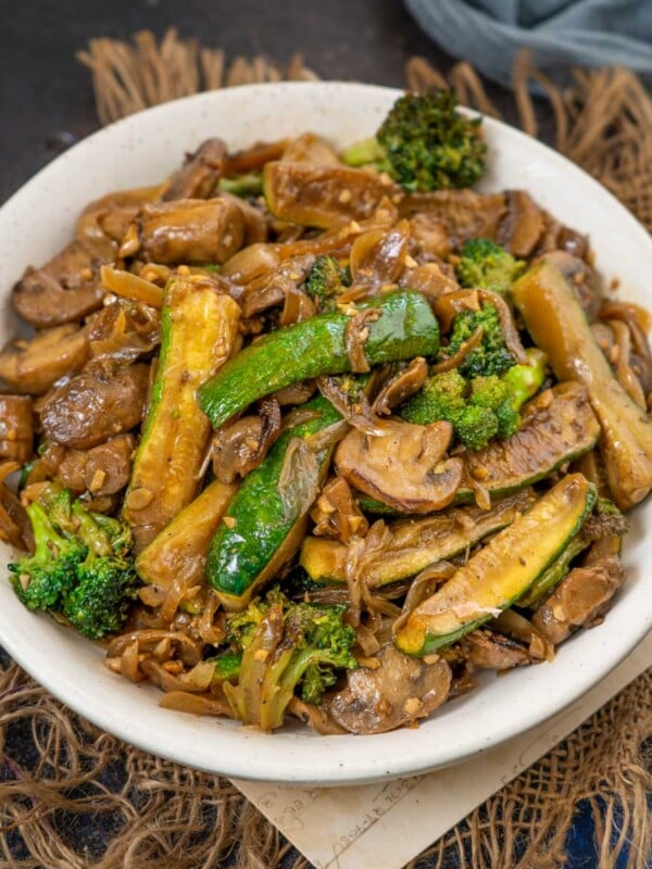 Make Japanese-steakhouse style Hibachi Vegetables at home in under 20 minutes. Here is the quick and easy recipe.