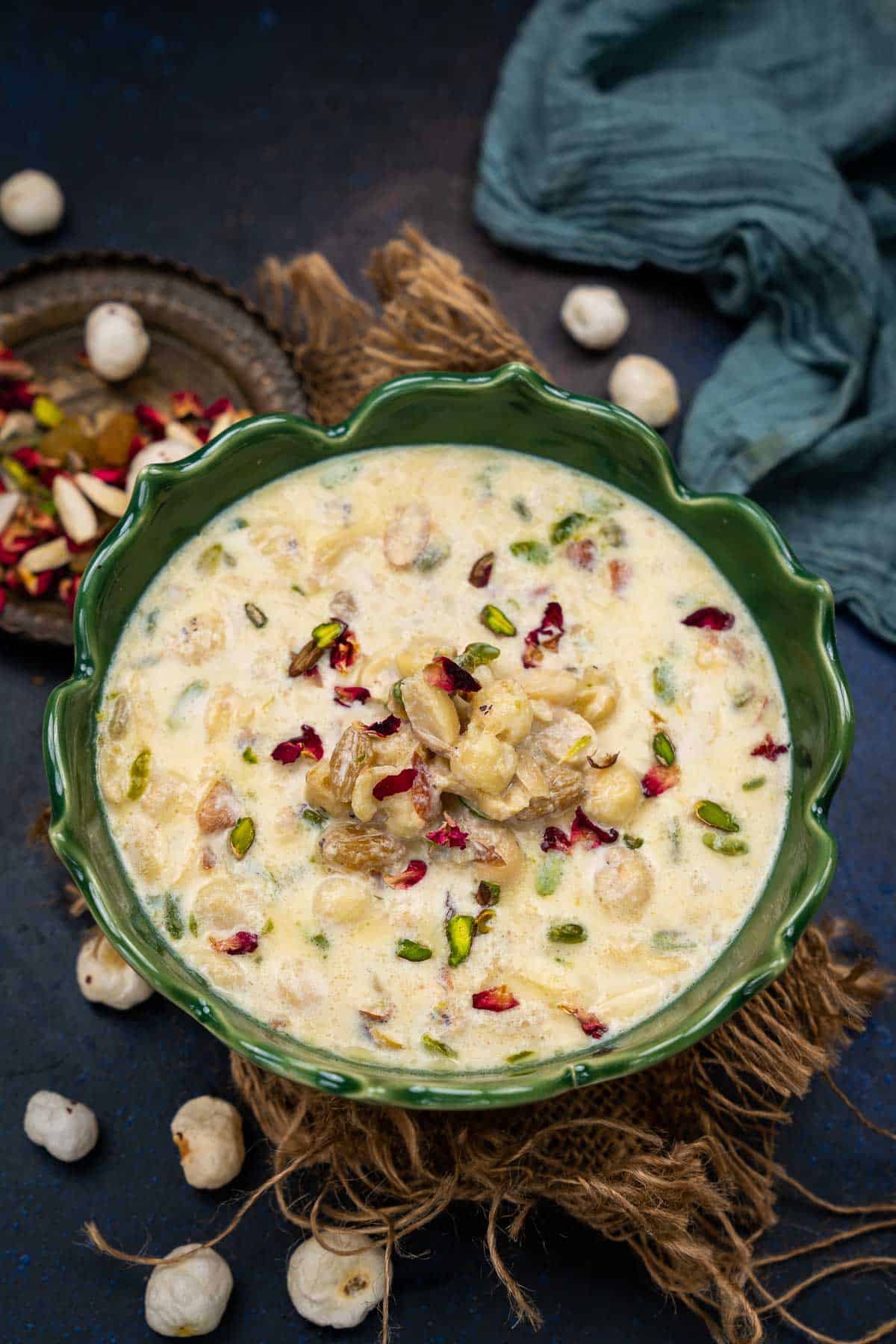 Phool makhana kheer served in a bowl.