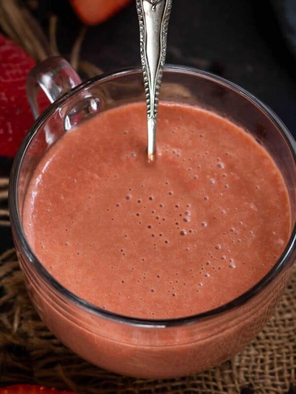 Make this refreshing Strawberry Balsamic Vinaigrette in under 5 minutes and using 6 ingredients. This sweet and tart salad dressing is very versatile (vegan, gluten-free).