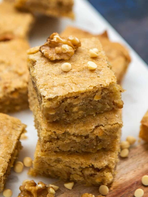 These golden, soft, and chewy blonde brownies (blondies) will definitely make it to your "favorite dessert list"! No mixer required to make this super easy and simple recipe.
