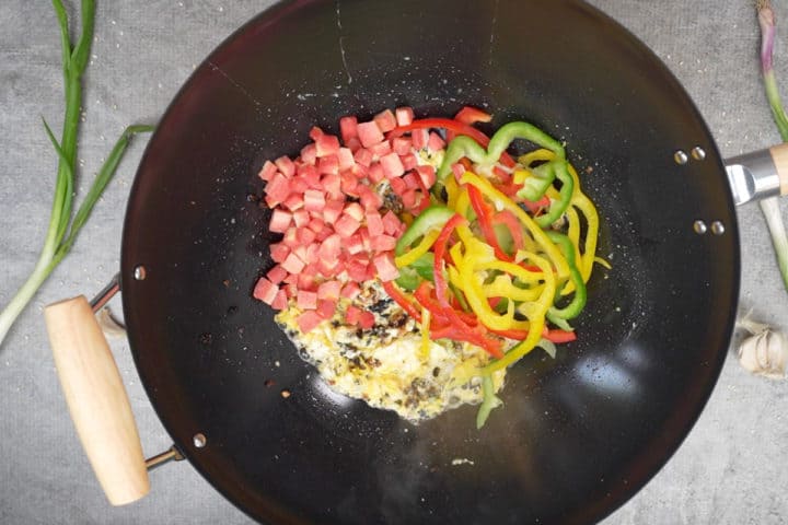 Korean Gochujang Fried Rice Recipe (Bokkeumbap) + Video