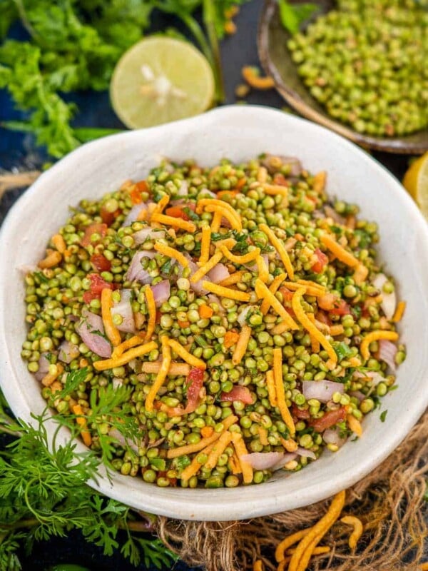 Try this 10 minute Hurda Bhel (Ponk Bhel, Tender Jowar Bhel) made using tender green Jowar, which is quite popular in Gujarat and Maharashtra. (vegan and gluten-free).