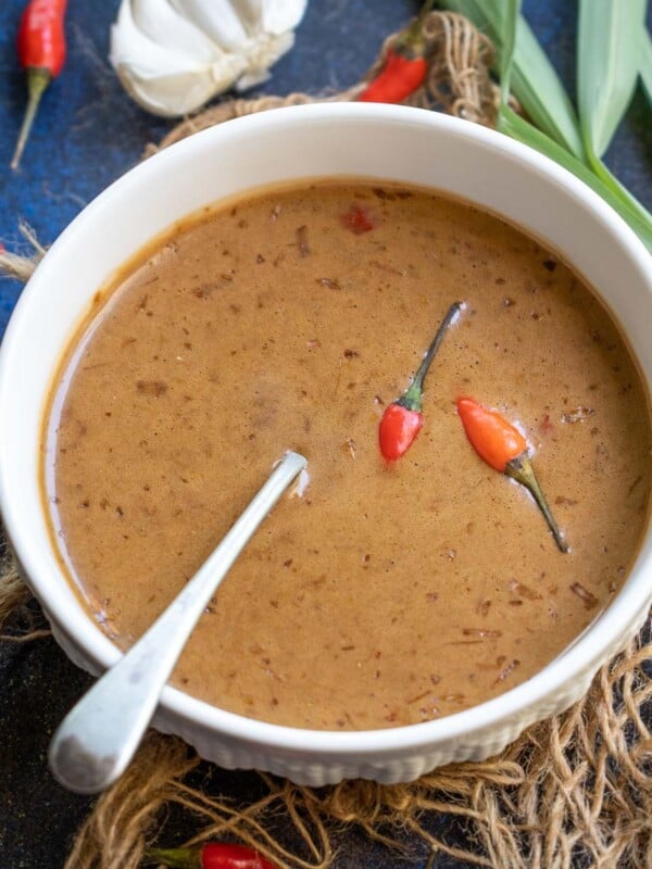 Thai Vinaigrette Salad Dressing is a healthy and delicious dressing recipe loaded with Thai flavors. Make it in 5 minutes using simple ingredients.
