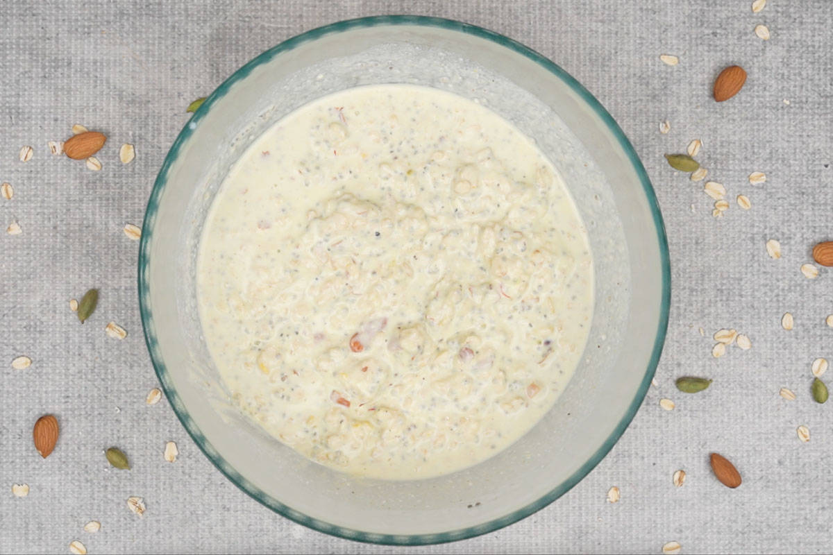 Kesar Badam Overnight Oats Recipe   Whiskaffair - 17