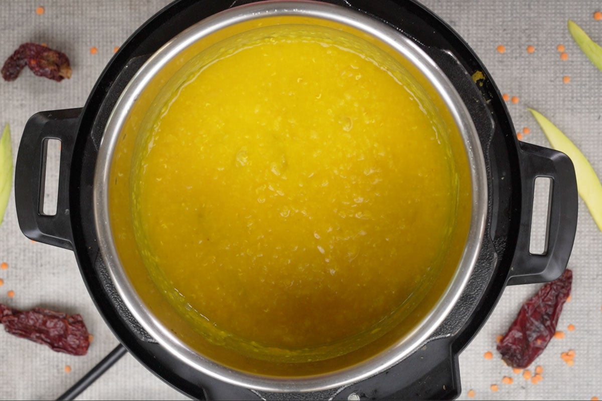 Tok Dal Recipe  Kancha Aamer Diye Tok Dal    Whiskaffair - 26