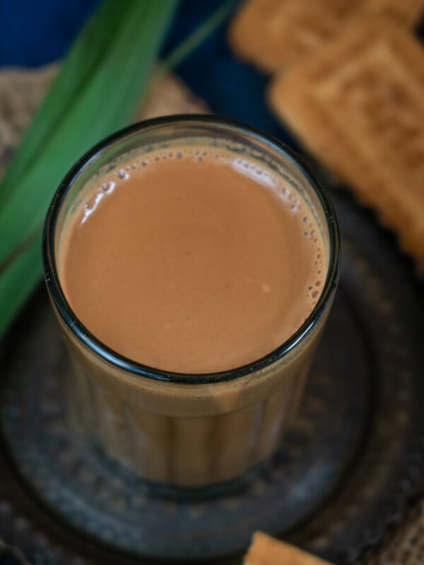 Lemongrass Chai (Indian Lemongrass Milk Tea) is Indian milk tea infused with lemongrass. It has a refreshing lemony taste and helps uplift the mood and calm down the body. Make it using my easy recipe (vegetarian, gluten-free).