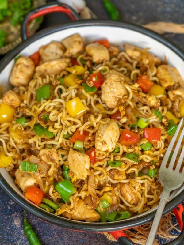If you love Maggi like me, then try this Chinese Style Chicken Maggi variation. It comes together in under 15 minutes using a few simple ingredients.
