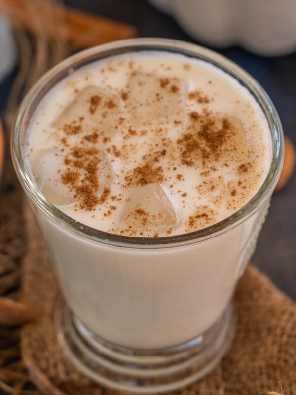 Pumpkin Spice Horchata is a take on the classic Horchata recipe where pumpkin puree and pumpkin pie spice are added to it. Make this fall-flavors-loaded drink and sip it chilled or hot (vegetarian, gluten-free).