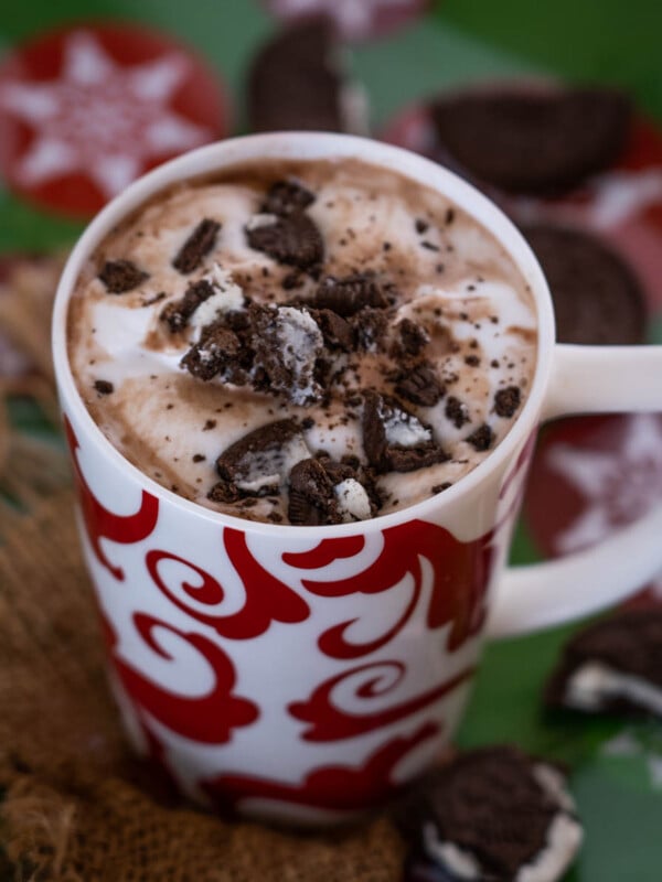 This Dunkin Donuts Copycat Oreo Hot Chocolate is a delicious beverage to warm you up on a cold winter evening. Try my easy recipe here (vegetarian).
