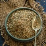 Spaghetti seasoning kept on a small plate.
