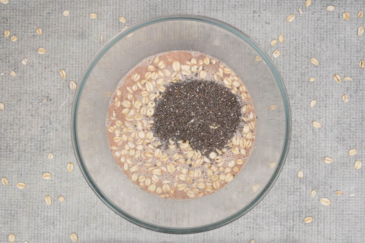 Nutella Overnight Oats Recipe   Whiskaffair - 15