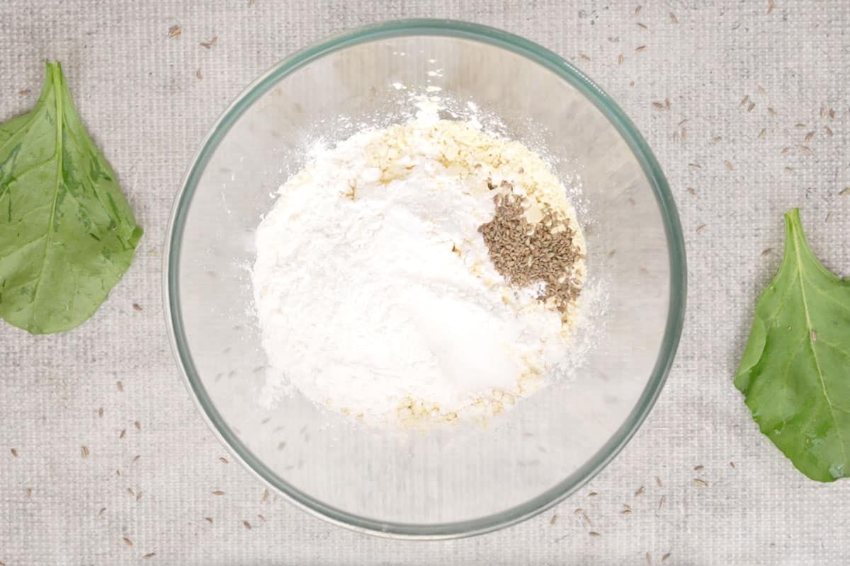 Palak Patta Chaat Recipe   Whiskaffair - 85