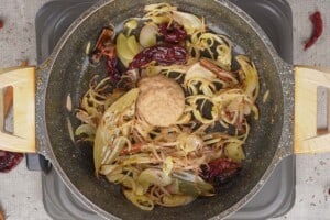Paneer Do Pyaza Recipe (Restaurant Style) - Whisk Affair