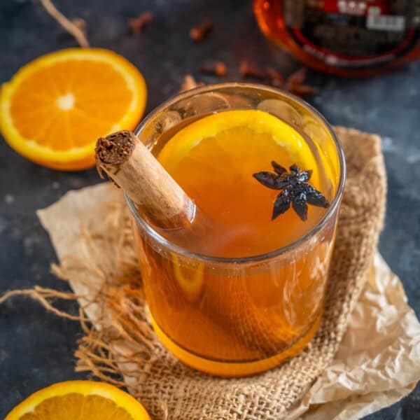 I am officially announcing this Mulled Rum cocktail as my favorite winter drink. Try it to believe me!