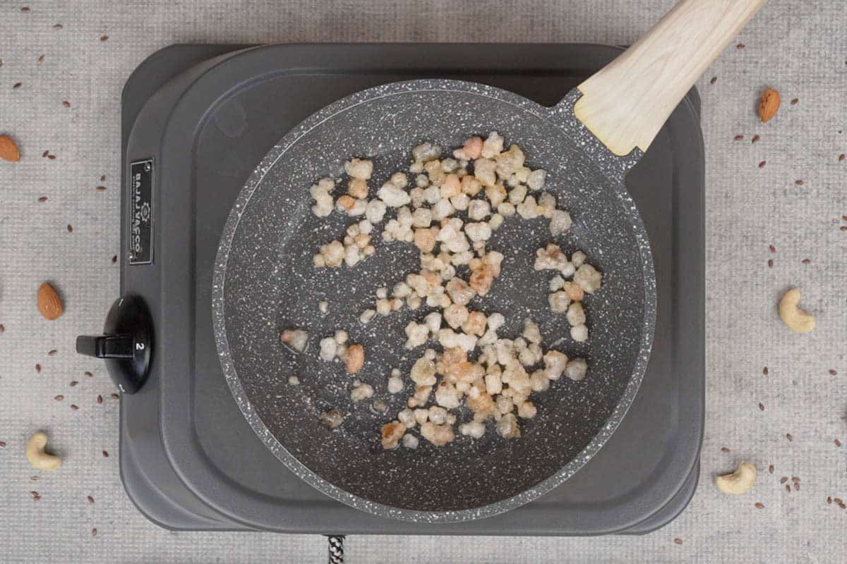 Edible gum added to the pan.