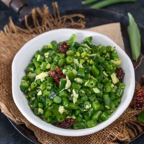 Beans poriyal served in a bowl.