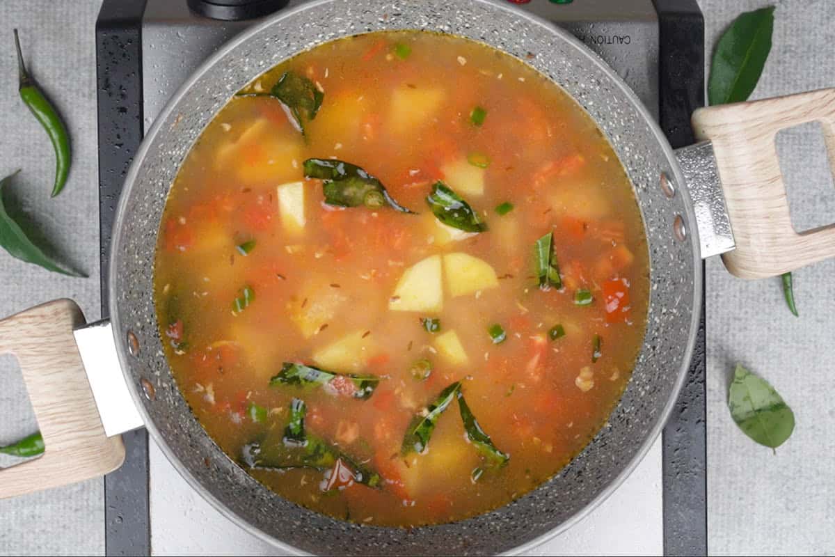 Water and salt added to the pan.